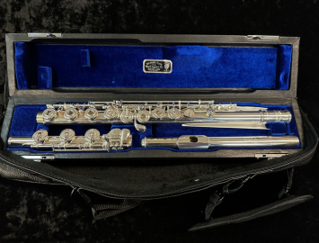 Photo Haynes Q1 Flute OEC#B, Serial #8494 - Lightly Played Store Stock!